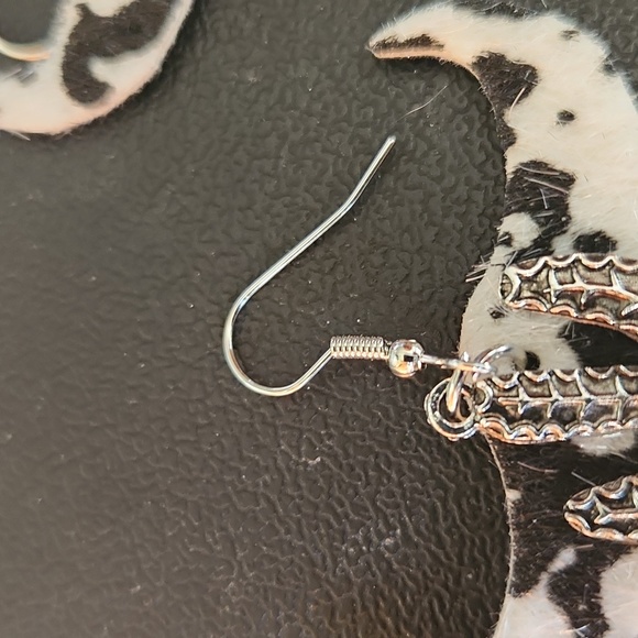 Bull Cactus Earrings Faux Turquoise South Western Native American NWT - Picture 3 of 4